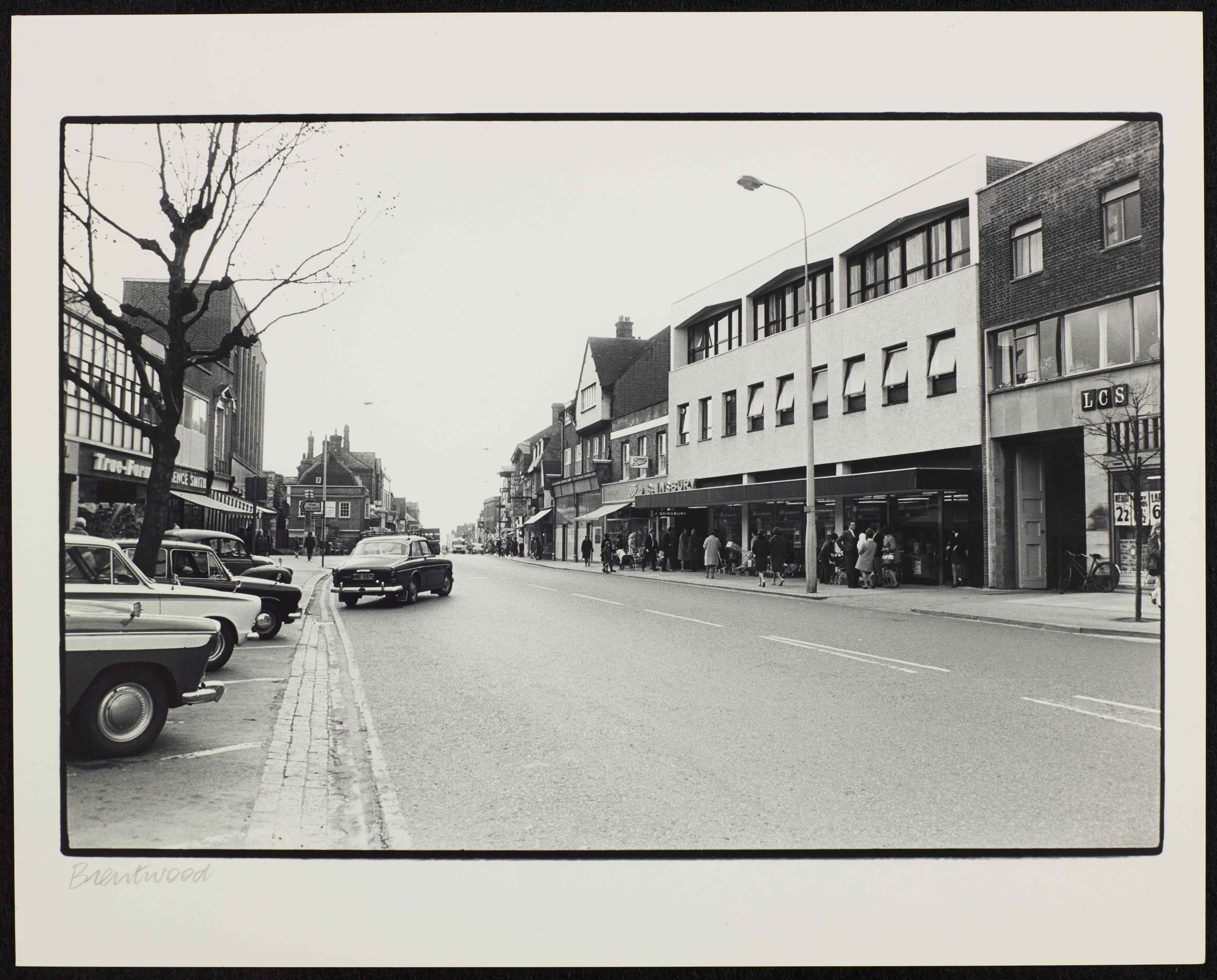 Exterior of the building when it was newly opened as a Sainsbury's.
