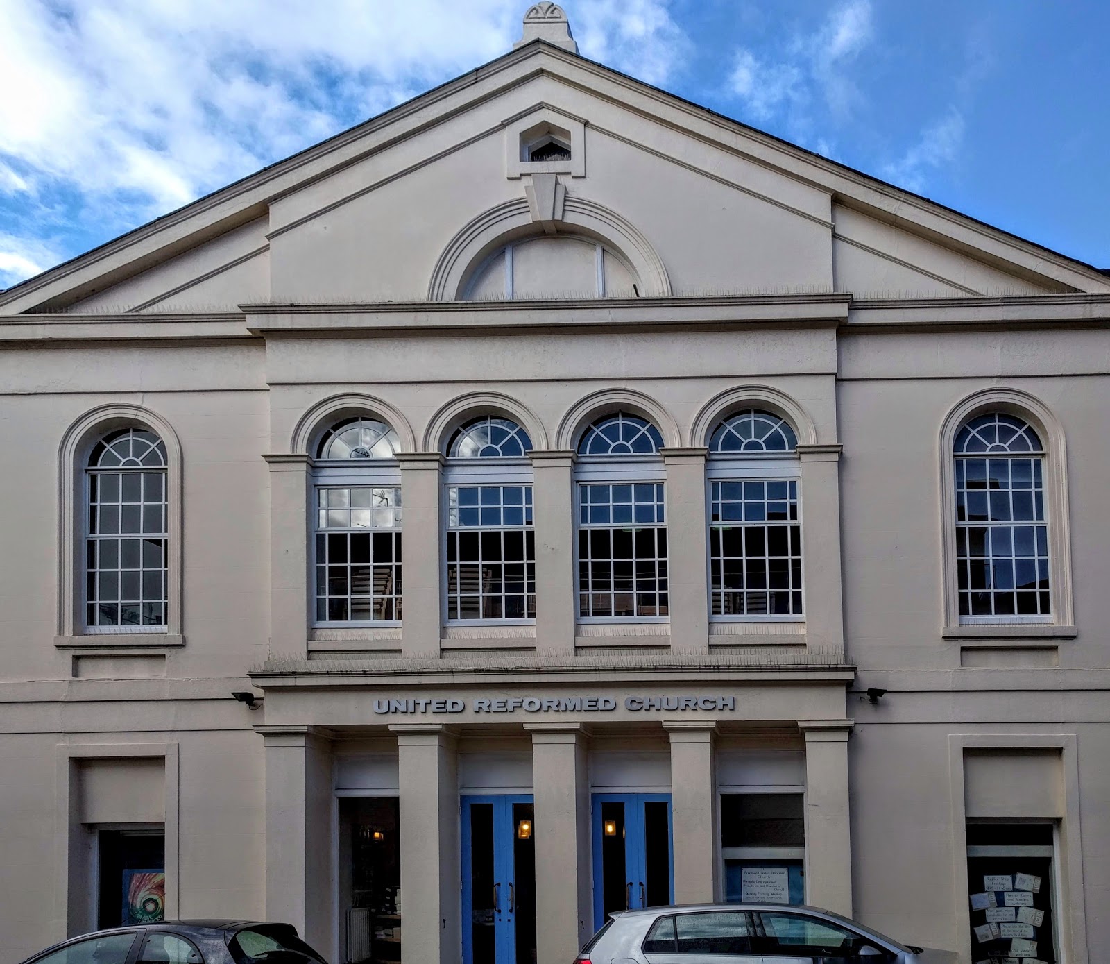 The church facade in 2020.