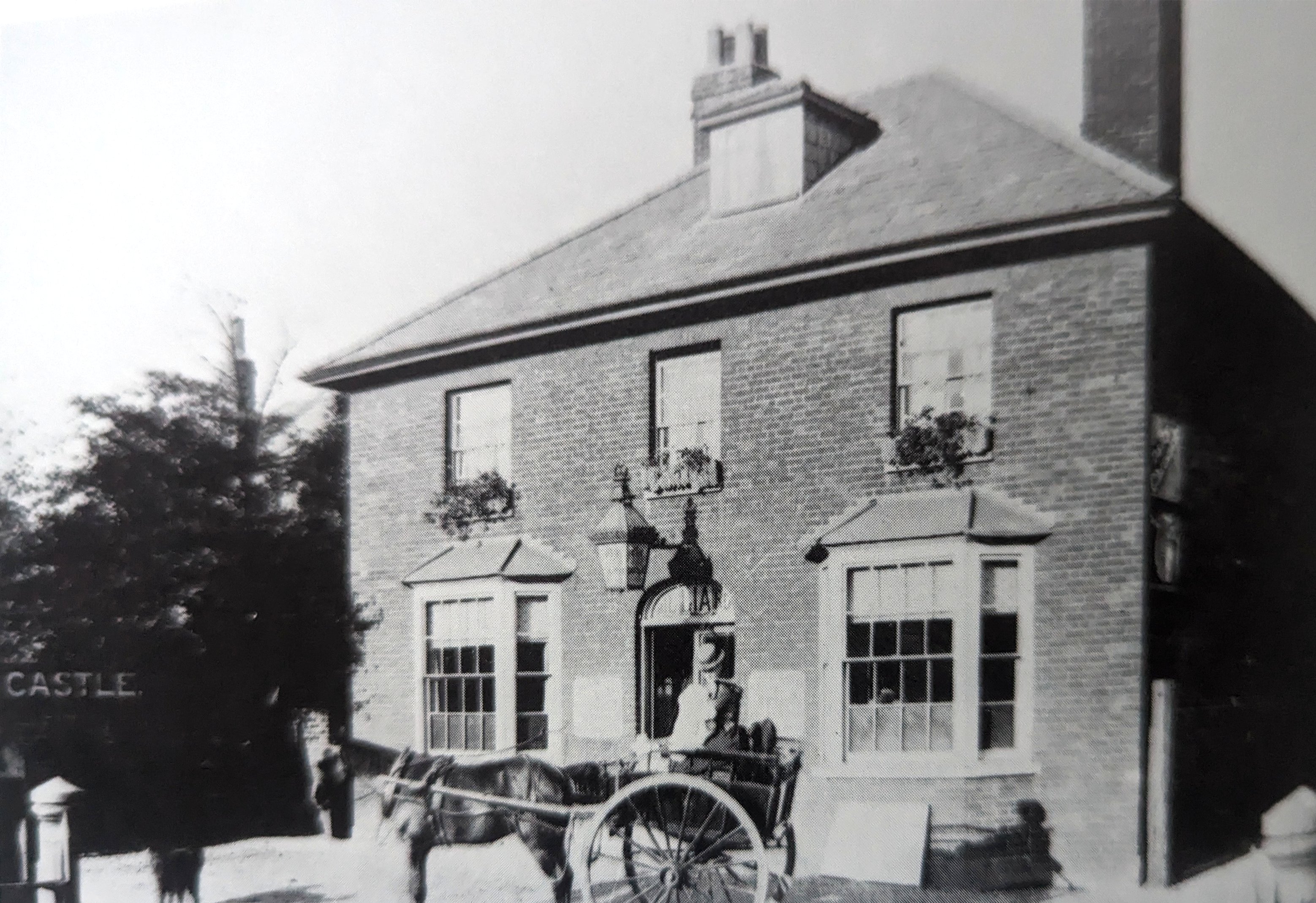 An early photo of the Castle from about 1900