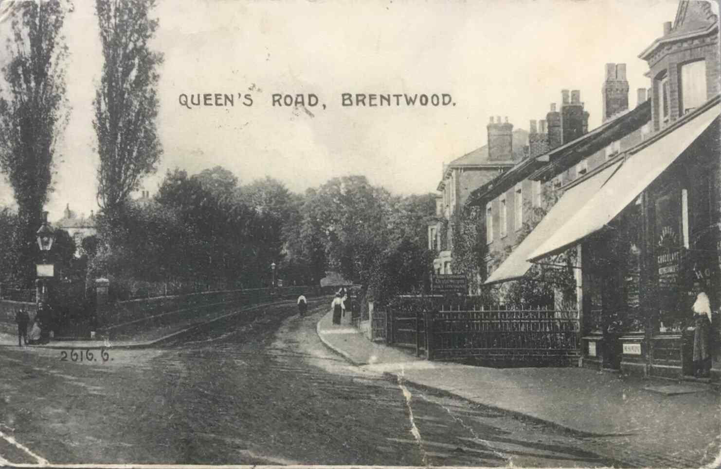 Postcard of Queen's Road, Brentwood